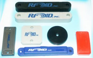 images Model A5252M ABS Pallet Tag, Metal Mount, Light Gray, 52x52x10mm, UHF 902-928 MHz passive RFID