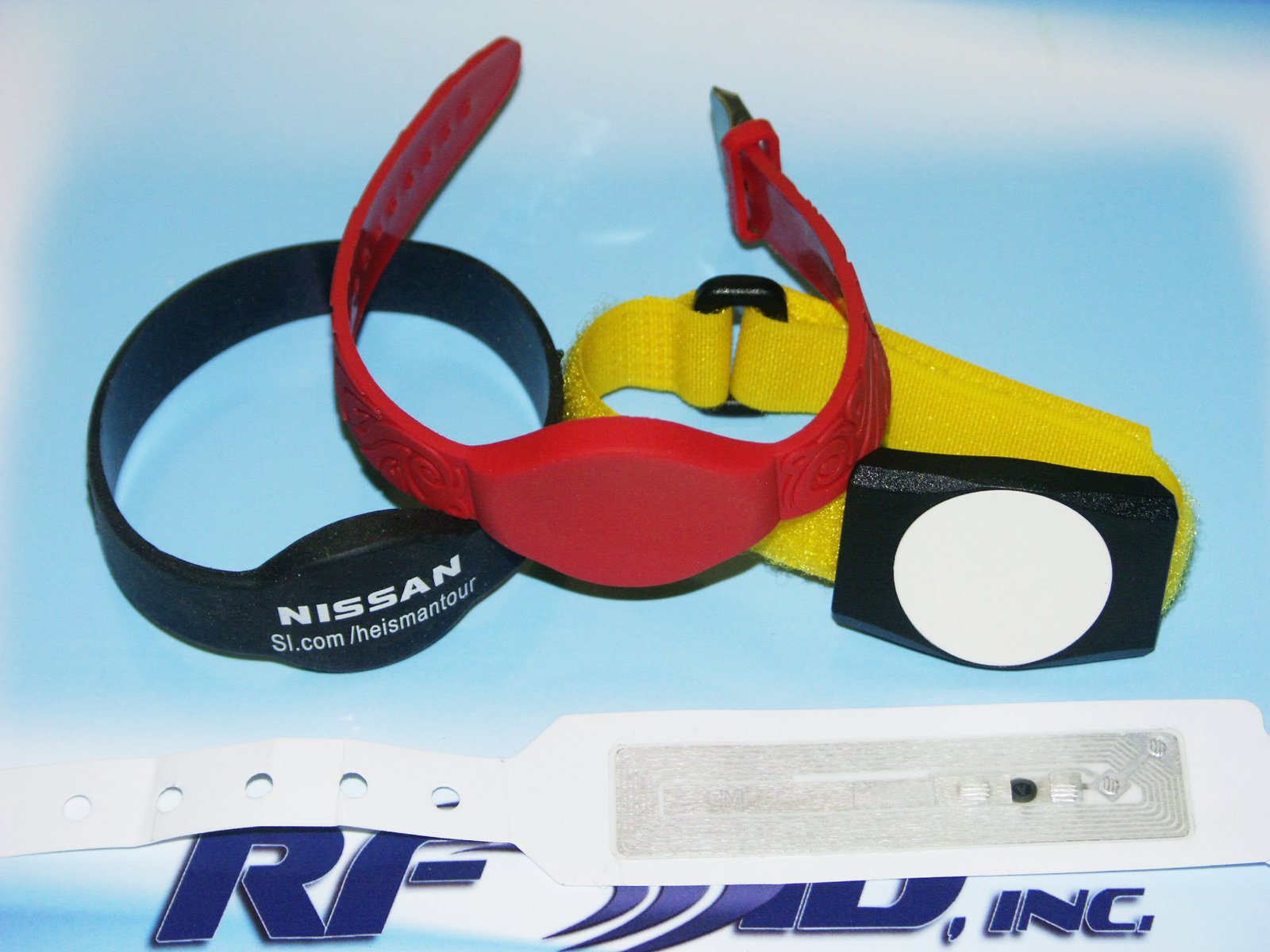 13.56 MHz HF Wrist Band RFID Tags